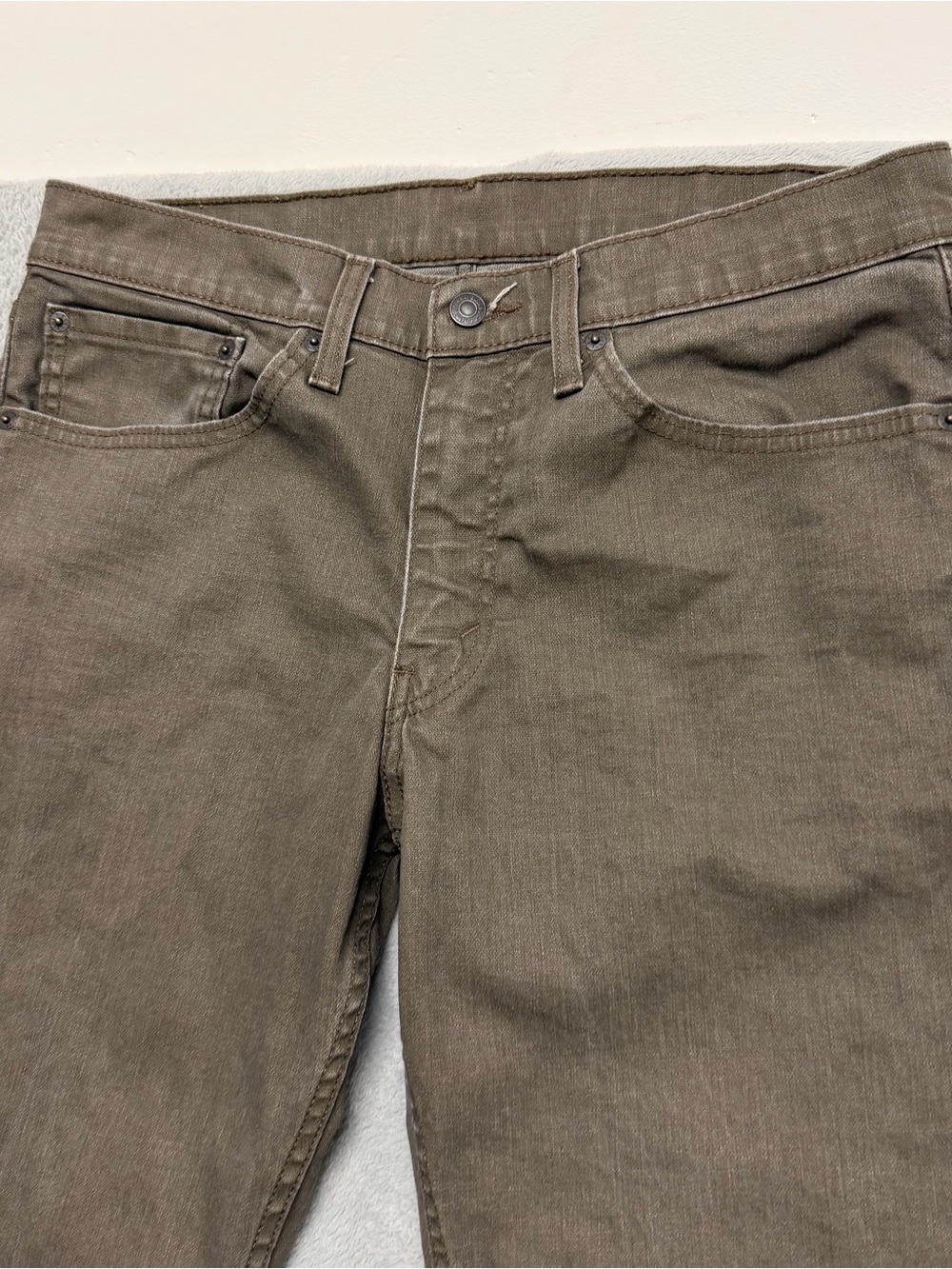 Levis 501 Men’s 34x32 Brown Straight Leg Zipper Classic Fit Jeans - Picture 4 of 11